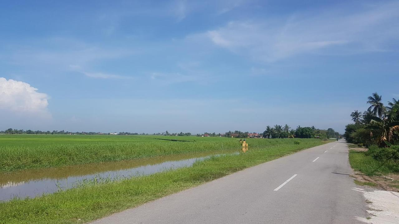 Room/Homestay Nazadja Sungai Besar Buitenkant foto